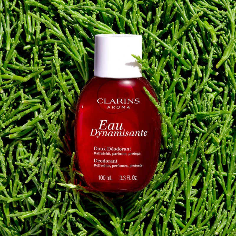 Clarins Eau Dynamisante Doux Déodorant Rafraîchit, Parfume, Protège 4 Clarins Eau Dynamisante Doux Déodorant Rafraîchit, Parfume, Protège – Image 2
