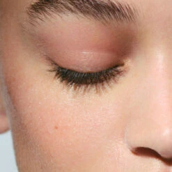 Clarins Eau Micellaire Démaquillante - Peaux Sensibles -Soins Du Corps Soldes eau micellaire demaquillante peaux sensibles 2