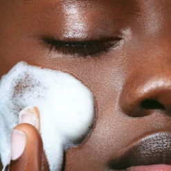 Clarins Mousse Nettoyante Peau Neuve Toutes Peaux -Soins Du Corps Soldes mousse nettoyante peau neuve toutes peaux 2