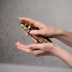 Sisley SUPREMŸA LA NUIT LE GRAND SOIN ANTI-ÂGE -Soins Du Corps Soldes supremya la nuit le grand soin anti age 4